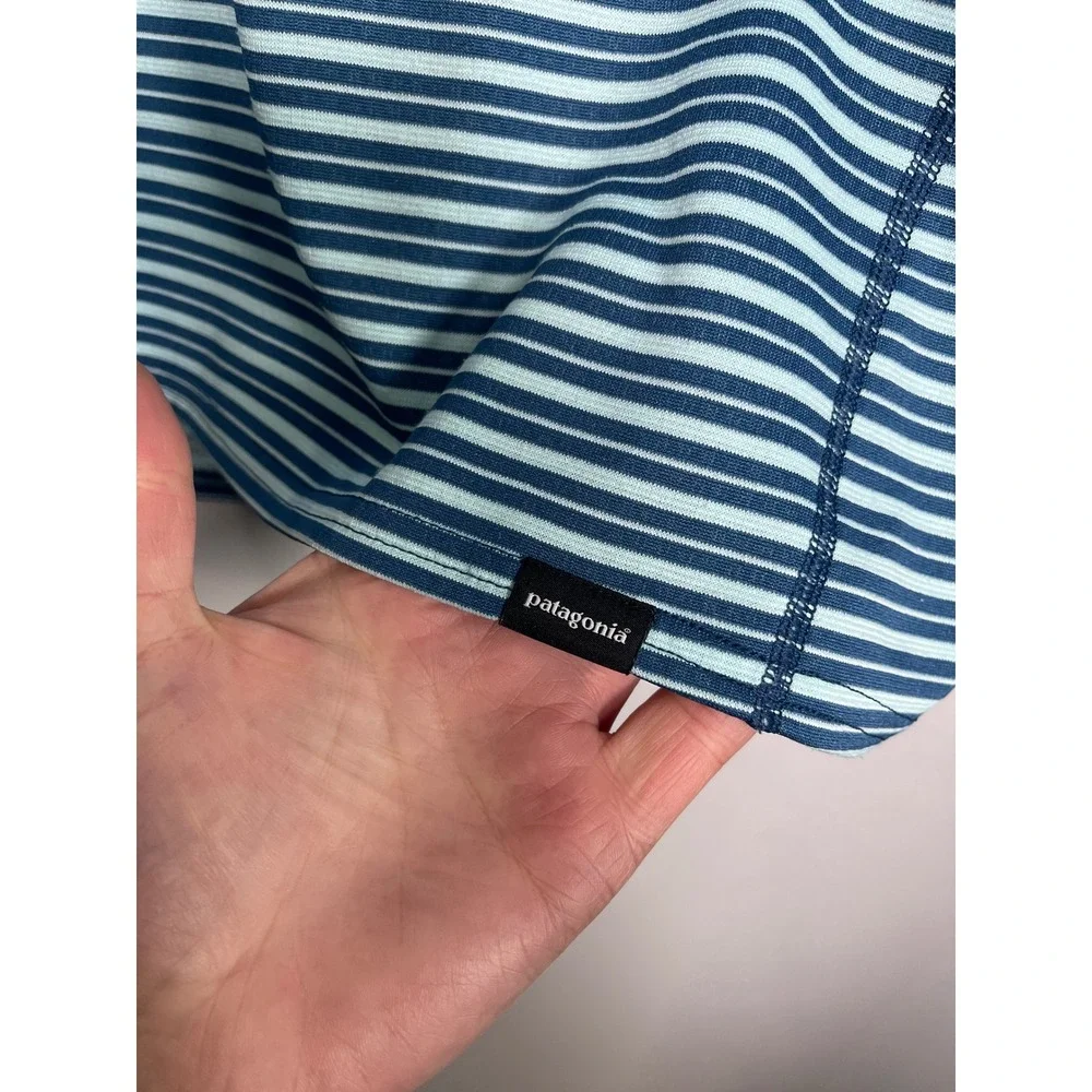 PATAGONIA Capilene 3 Midweight Quarter Zip Pullover Large Blue Striped‎ Gorpcore